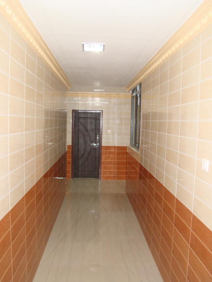 Sreeniketanam Lodge Mādhavaram Kültér fotó